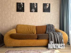 2-к квартира, посуточно, 38м2, 10/17 этаж