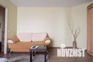 1-к квартира, посуточно, 40м2, 11/17 этаж