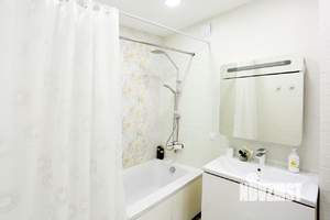 2-к квартира, посуточно, 70м2, 1/1 этаж