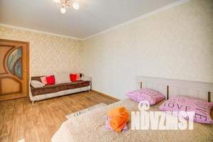 1-к квартира, посуточно, 40м2, 7/17 этаж