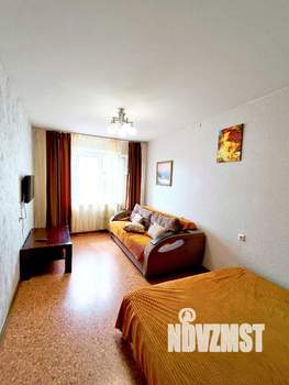 1-к квартира, посуточно, 40м2, 5/10 этаж