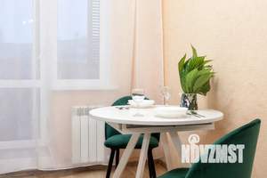 1-к квартира, посуточно, 43м2, 2/19 этаж