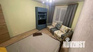 1-к квартира, посуточно, 36м2, 3/18 этаж