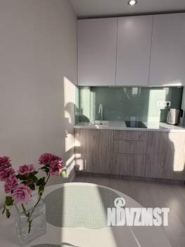 Студия квартира, посуточно, 25м2, 13/20 этаж