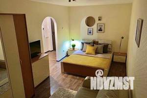 1-к квартира, посуточно, 40м2, 3/17 этаж