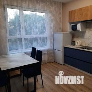 1-к квартира, посуточно, 38м2, 3/13 этаж