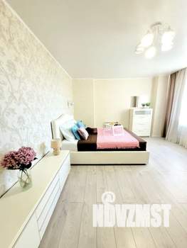 1-к квартира, посуточно, 50м2, 15/25 этаж