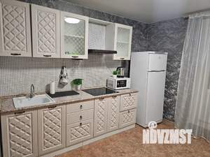 1-к квартира, посуточно, 46м2, 14/25 этаж