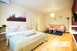 1-к квартира, посуточно, 40м2, 1/1 этаж