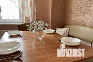 2-к квартира, посуточно, 66м2, 8/17 этаж