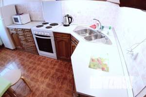 2-к квартира, посуточно, 69м2, 7/17 этаж