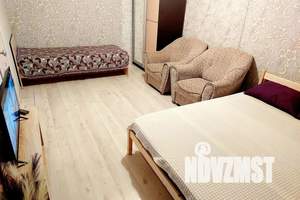 1-к квартира, посуточно, 32м2, 7/16 этаж