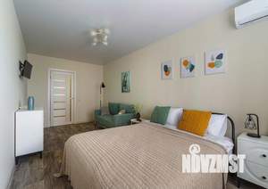1-к квартира, посуточно, 43м2, 1/1 этаж