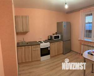 1-к квартира, посуточно, 44м2, 13/25 этаж