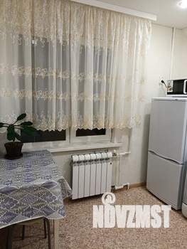 1-к квартира, посуточно, 30м2, 2/5 этаж