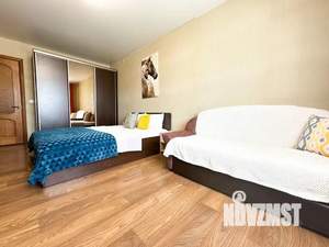 1-к квартира, посуточно, 43м2, 1/1 этаж