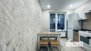 1-к квартира, посуточно, 35м2, 5/18 этаж