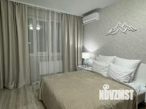 1-к квартира, посуточно, 41м2, 15/25 этаж