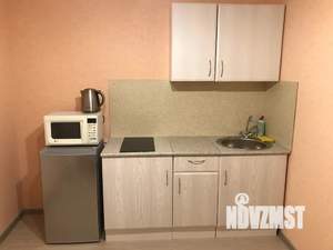 1-к квартира, посуточно, 44м2, 10/16 этаж