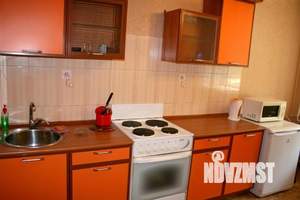 1-к квартира, посуточно, 43м2, 1/1 этаж