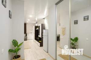 Студия квартира, посуточно, 41м2, 6/9 этаж