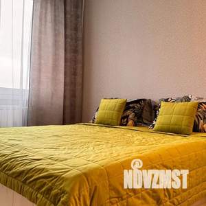 1-к квартира, посуточно, 42м2, 7/16 этаж