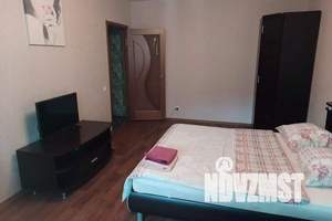 1-к квартира, посуточно, 40м2, 6/10 этаж