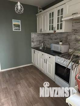 1-к квартира, посуточно, 38м2, 1/10 этаж