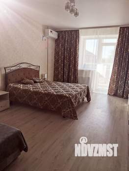 1-к квартира, посуточно, 50м2, 3/18 этаж