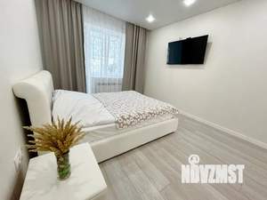 1-к квартира, посуточно, 37м2, 14/16 этаж