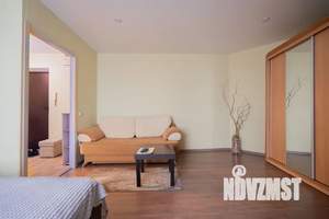 1-к квартира, посуточно, 40м2, 11/17 этаж