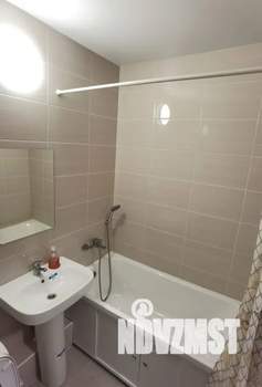 1-к квартира, посуточно, 42м2, 19/25 этаж