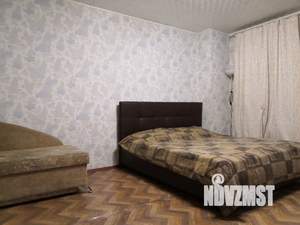 1-к квартира, посуточно, 45м2, 3/17 этаж