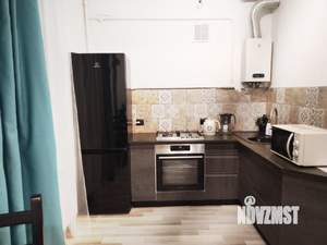 Студия квартира, посуточно, 35м2, 2/3 этаж