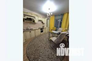 1-к квартира, посуточно, 42м2, 1/16 этаж