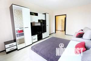 1-к квартира, посуточно, 50м2, 12/25 этаж