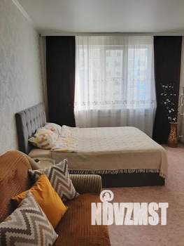 1-к квартира, посуточно, 40м2, 10/17 этаж