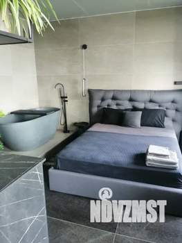 Студия квартира, посуточно, 42м2, 8/18 этаж