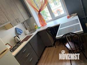 2-к квартира, посуточно, 42м2, 2/5 этаж