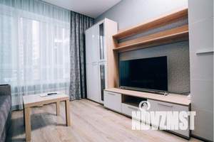 1-к квартира, посуточно, 42м2, 3/25 этаж