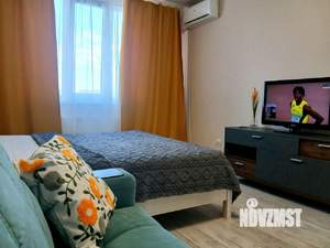 1-к квартира, посуточно, 42м2, 1/1 этаж