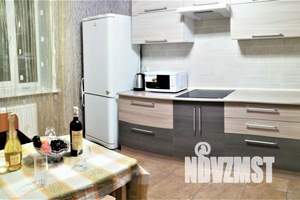 1-к квартира, посуточно, 43м2, 7/25 этаж