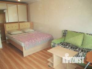 1-к квартира, посуточно, 38м2, 2/9 этаж