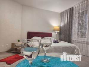 Студия квартира, посуточно, 35м2, 11/14 этаж