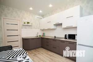 1-к квартира, посуточно, 46м2, 3/18 этаж