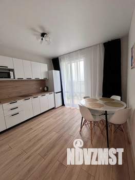 1-к квартира, посуточно, 37м2, 11/17 этаж