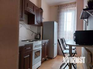 2-к квартира, посуточно, 50м2, 10/16 этаж