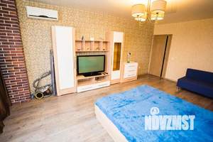 1-к квартира, посуточно, 51м2, 8/17 этаж