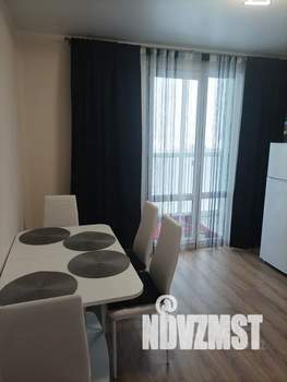 1-к квартира, посуточно, 38м2, 11/17 этаж