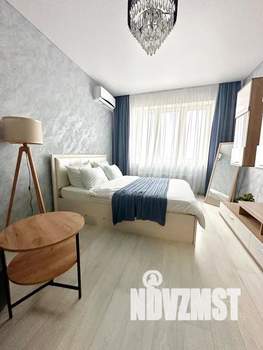 1-к квартира, посуточно, 42м2, 23/25 этаж